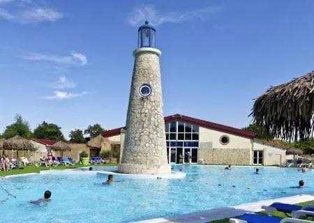 Camping Les Lacs ***** Camping