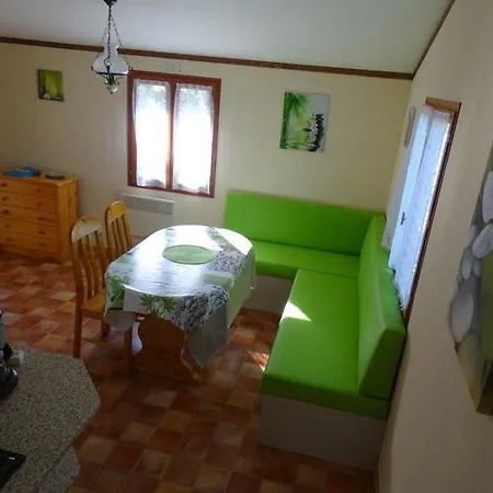 Camping Camping Les Lacs ***** *